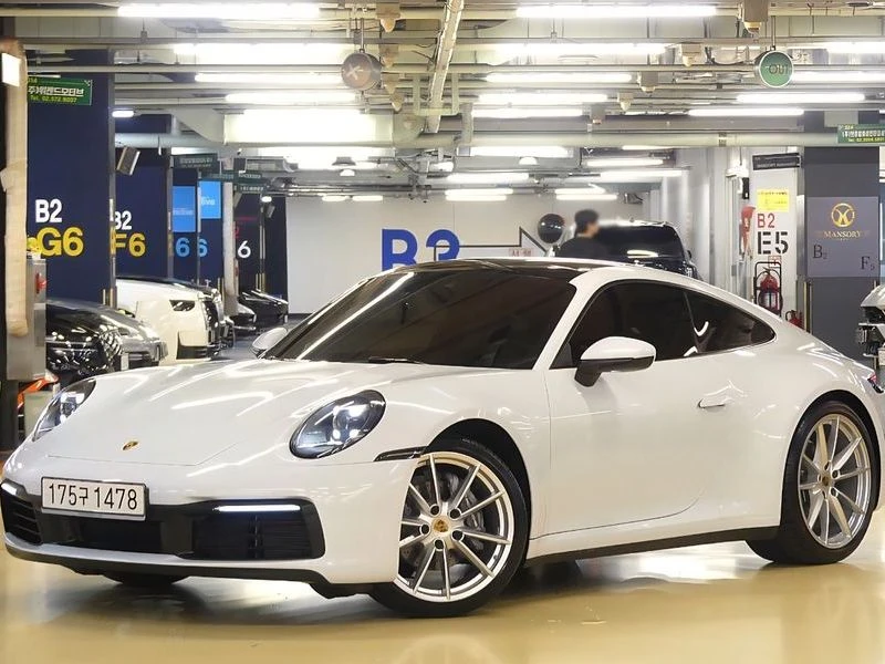 Porsche 911 3.0 Automatic, снимка 3 - Автомобили и джипове - 55906112