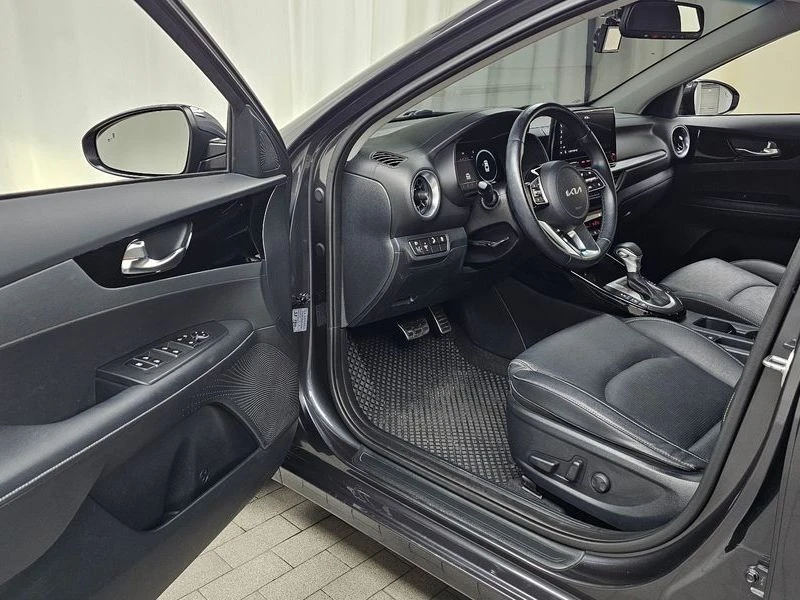 Kia K3 1.6| 128�.�. | Mobile.bg � ����������� 9