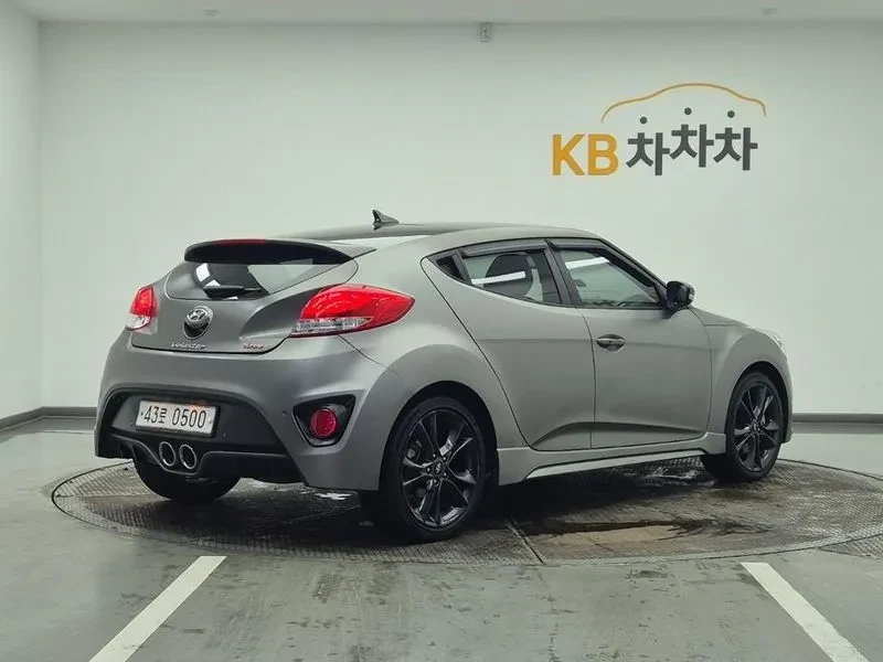 Hyundai Veloster  1.6 Turbo Despec | Mobile.bg � ����������� 4