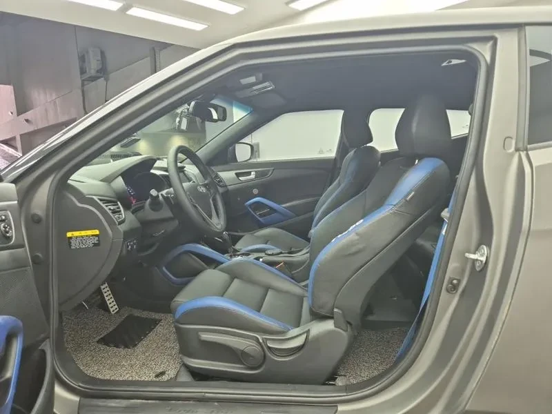 Hyundai Veloster  1.6 Turbo Despec | Mobile.bg � ����������� 11