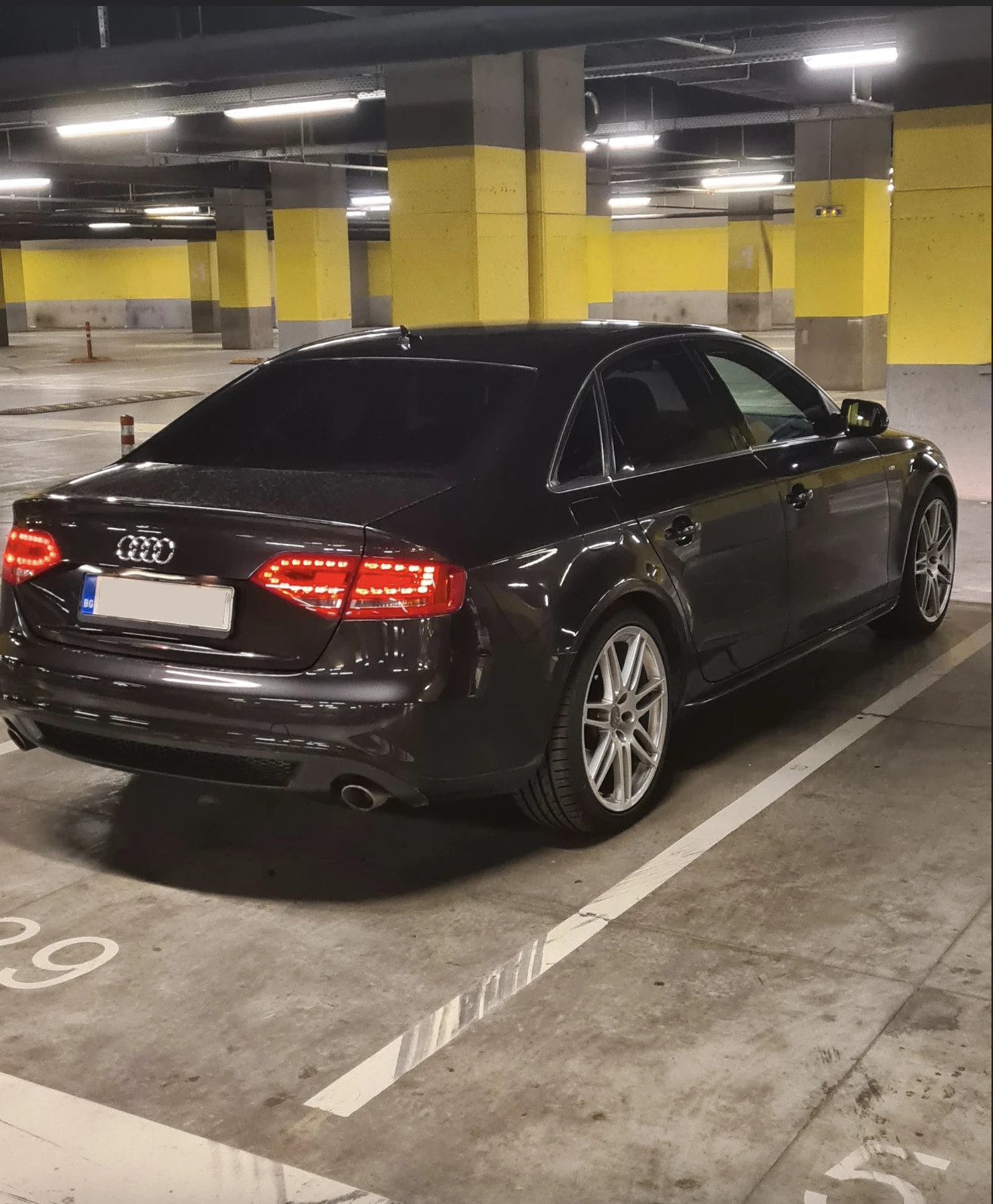 Audi A4 S-line black edition - изображение 2