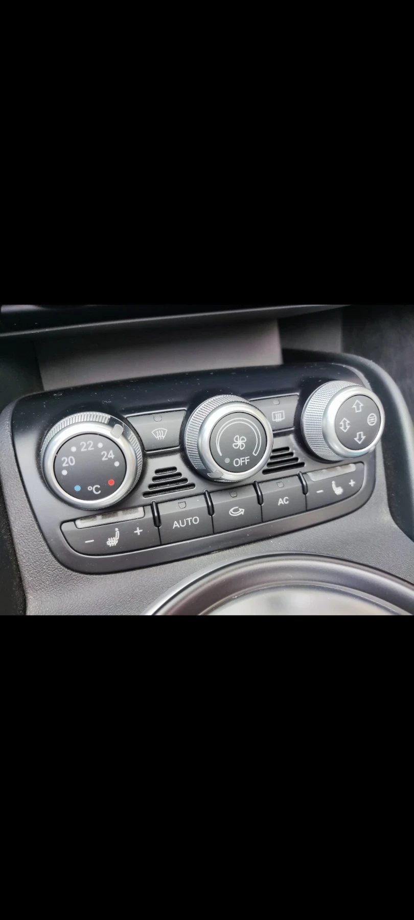 Audi R8  V8 4.2 Spyder - изображение 8