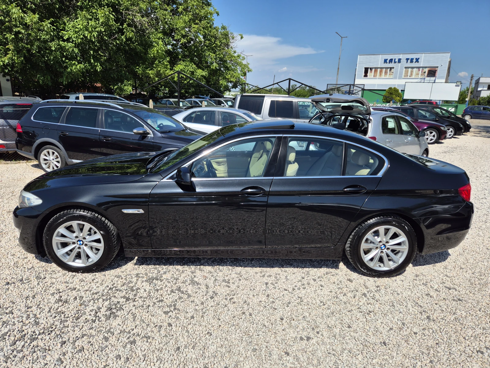 BMW 530 * КОЖА* ДИСТРОНИК* НАВИ* ПАМЕТ СЕД*  - изображение 2