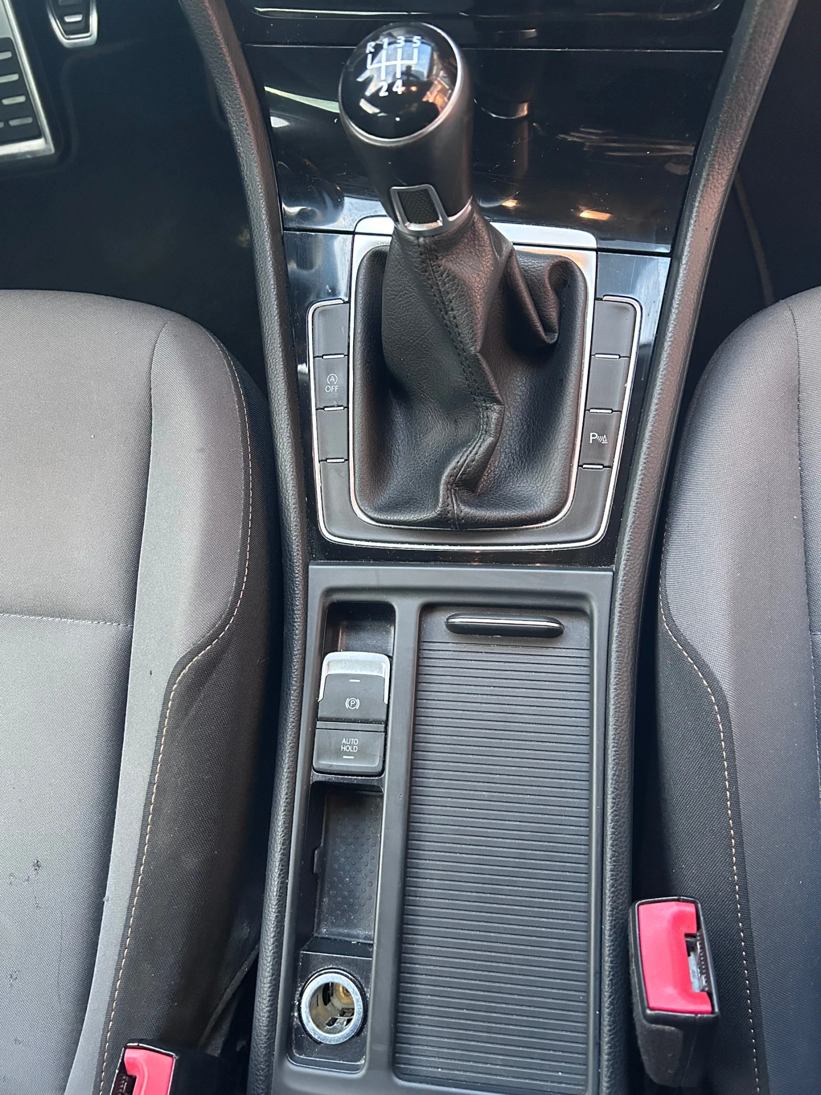 VW Golf  - изображение 8