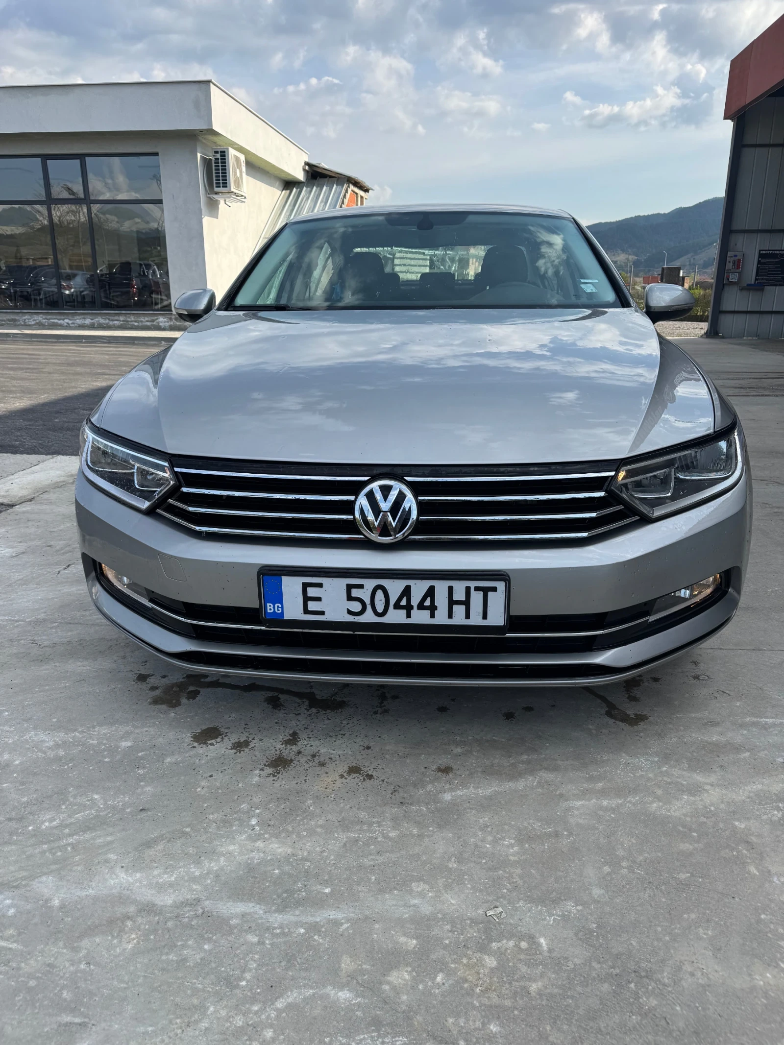 VW Passat