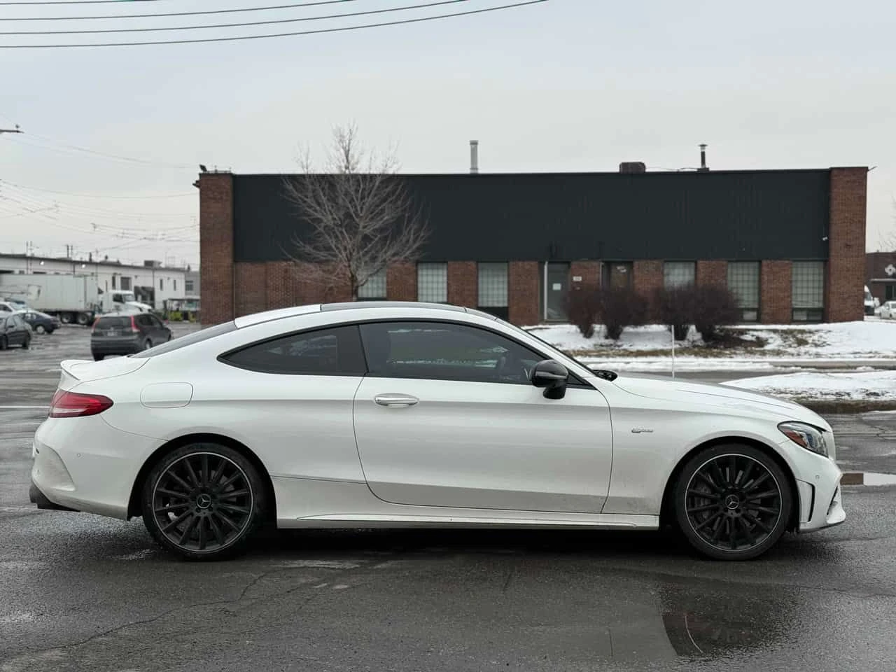 Mercedes-Benz C 43 AMG 4MATIC * DISTRONIC* BURMESTER* PANO* , снимка 3 - Автомобили и джипове - 53991542