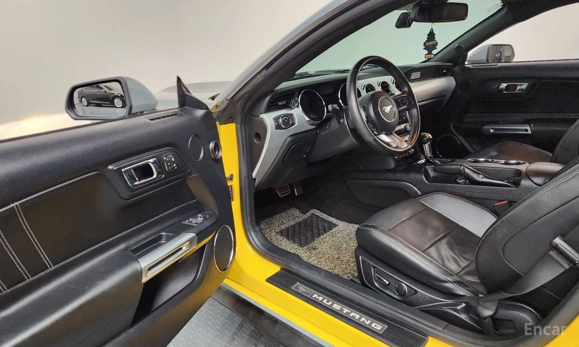 Ford Mustang 5.0 GT* КОЖА* NAVI* ПОДГРЕВ* ОБДУХВАНЕ* MEMORY* , снимка 6 - Автомобили и джипове - 53999578