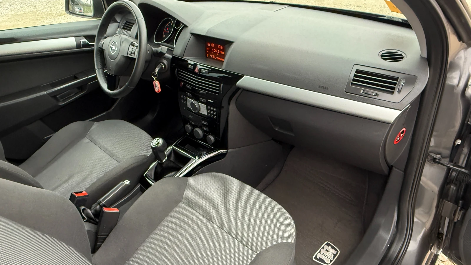 Opel Astra 1.7D-ecoflex/110��/��� ���� �� ������ | Mobile.bg � ����������� 14