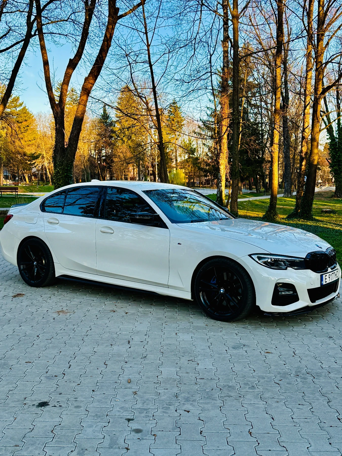 BMW 330 M Performace, LASER, снимка 6 - Автомобили и джипове - 54202250