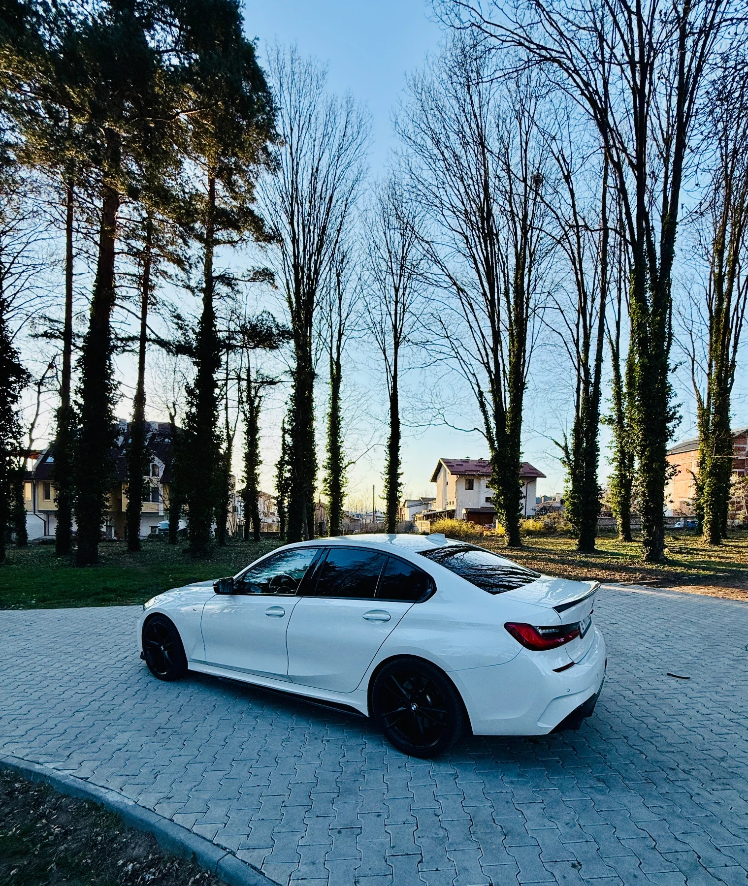 BMW 330 M Performace, LASER, снимка 3 - Автомобили и джипове - 54202250