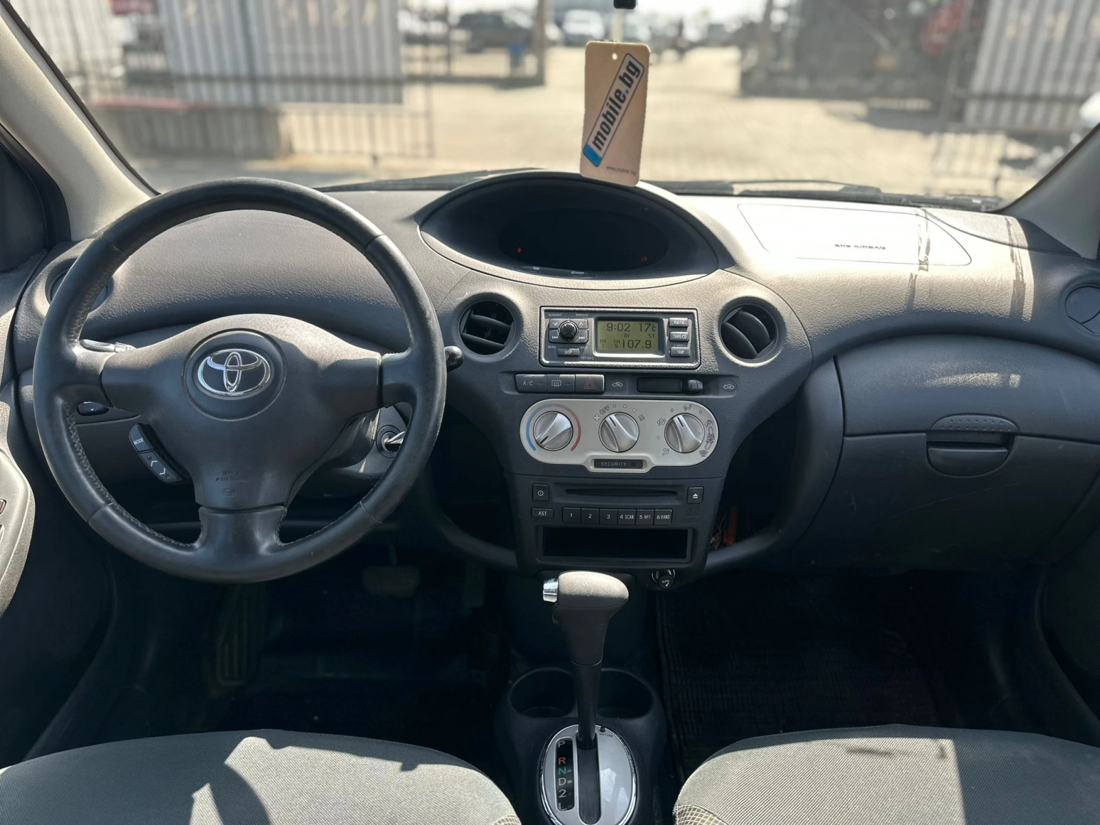 Toyota Yaris / 1.3I / AUTOMAT / 133000 KM / | Mobile.bg � ����������� 13