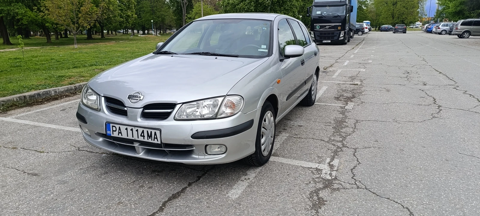 Nissan Almera 1.8 Бензин