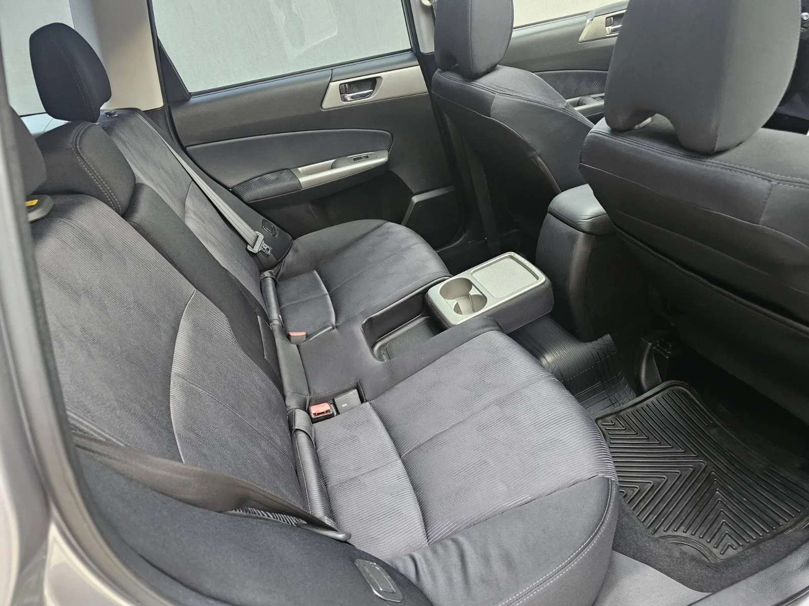 Subaru Forester 2.0i 4x4 BRC , снимка 16 - Автомобили и джипове - 54508715