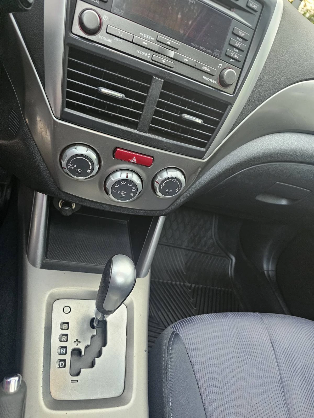 Subaru Forester 2.0i 4x4 BRC , снимка 14 - Автомобили и джипове - 54508715