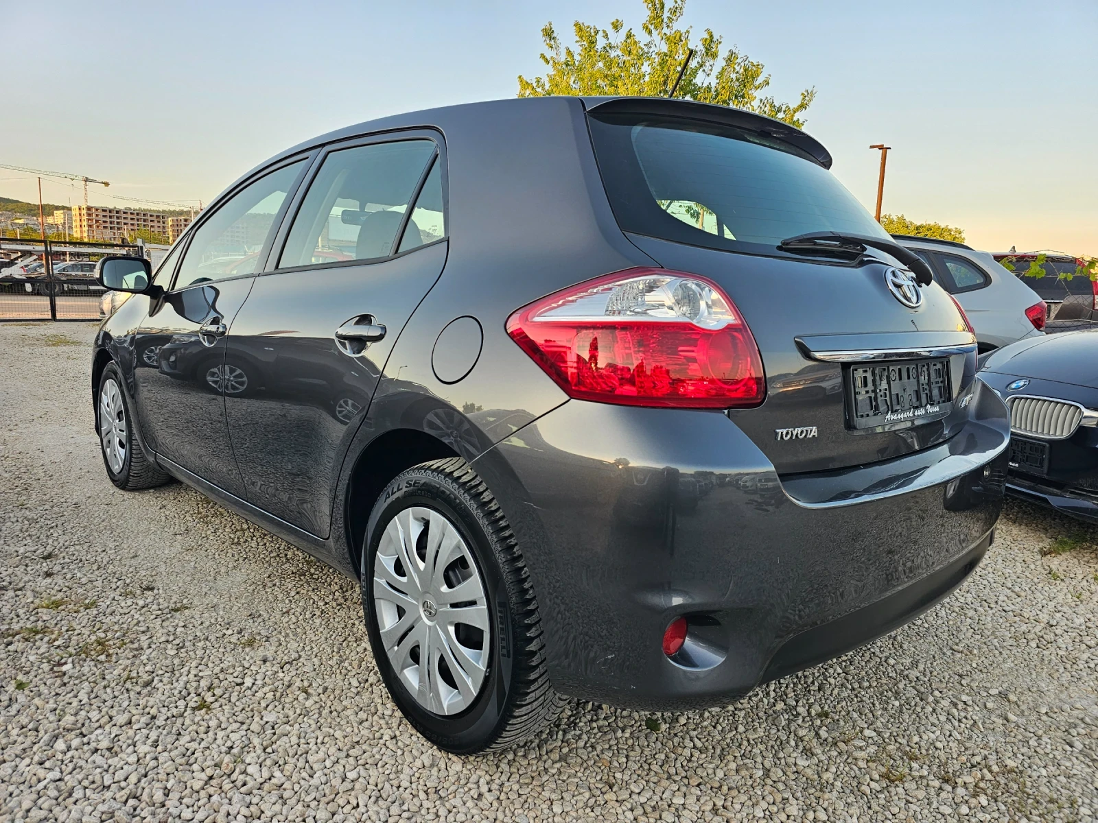 Toyota Auris 1.4D-4D, 90к.с., Facelift , снимка 6 - Автомобили и джипове - 54569078