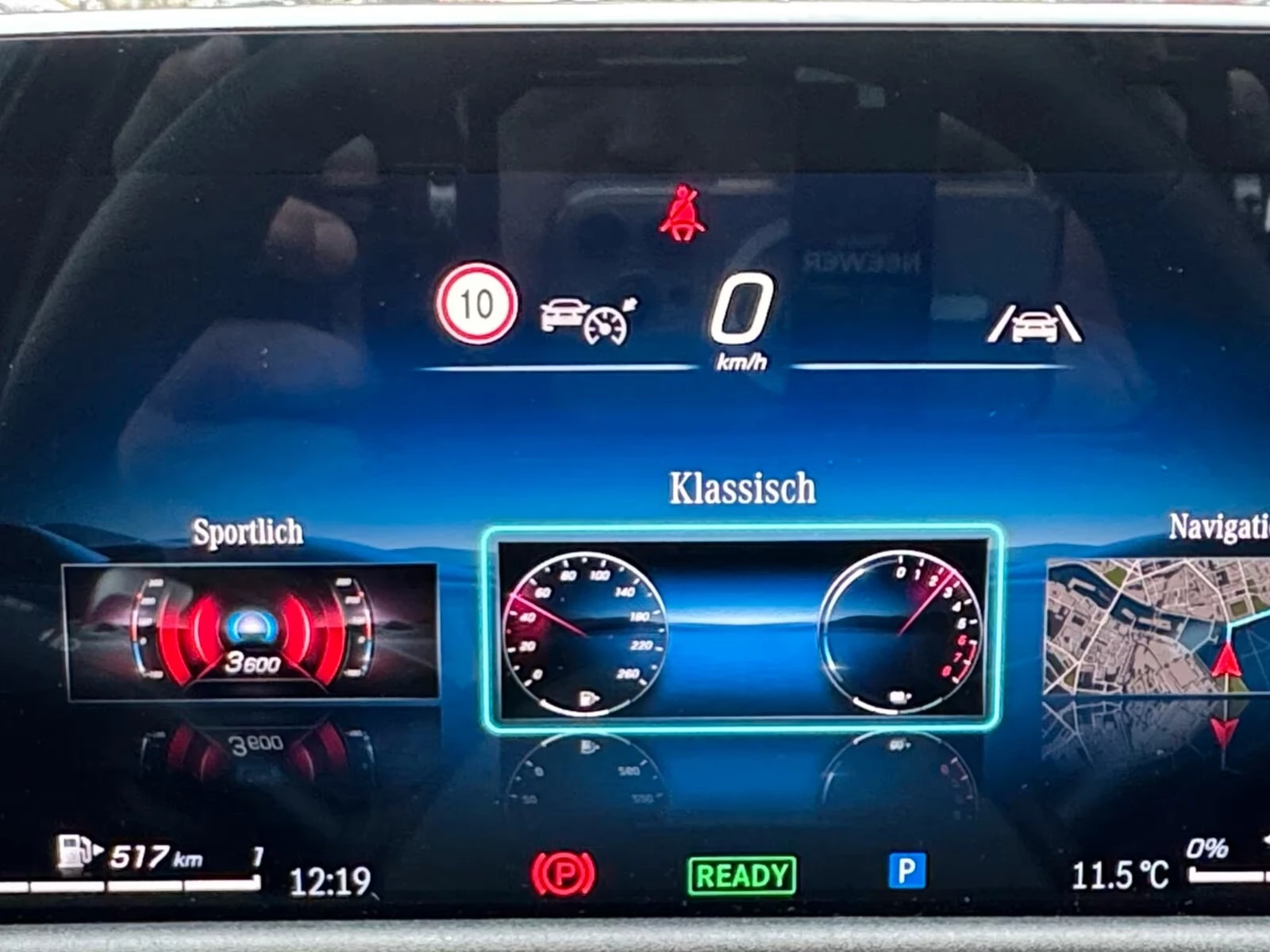 Mercedes-Benz E 300 e / AMG / 360 / DISTRONIC /, снимка 13 - Автомобили и джипове - 54821059