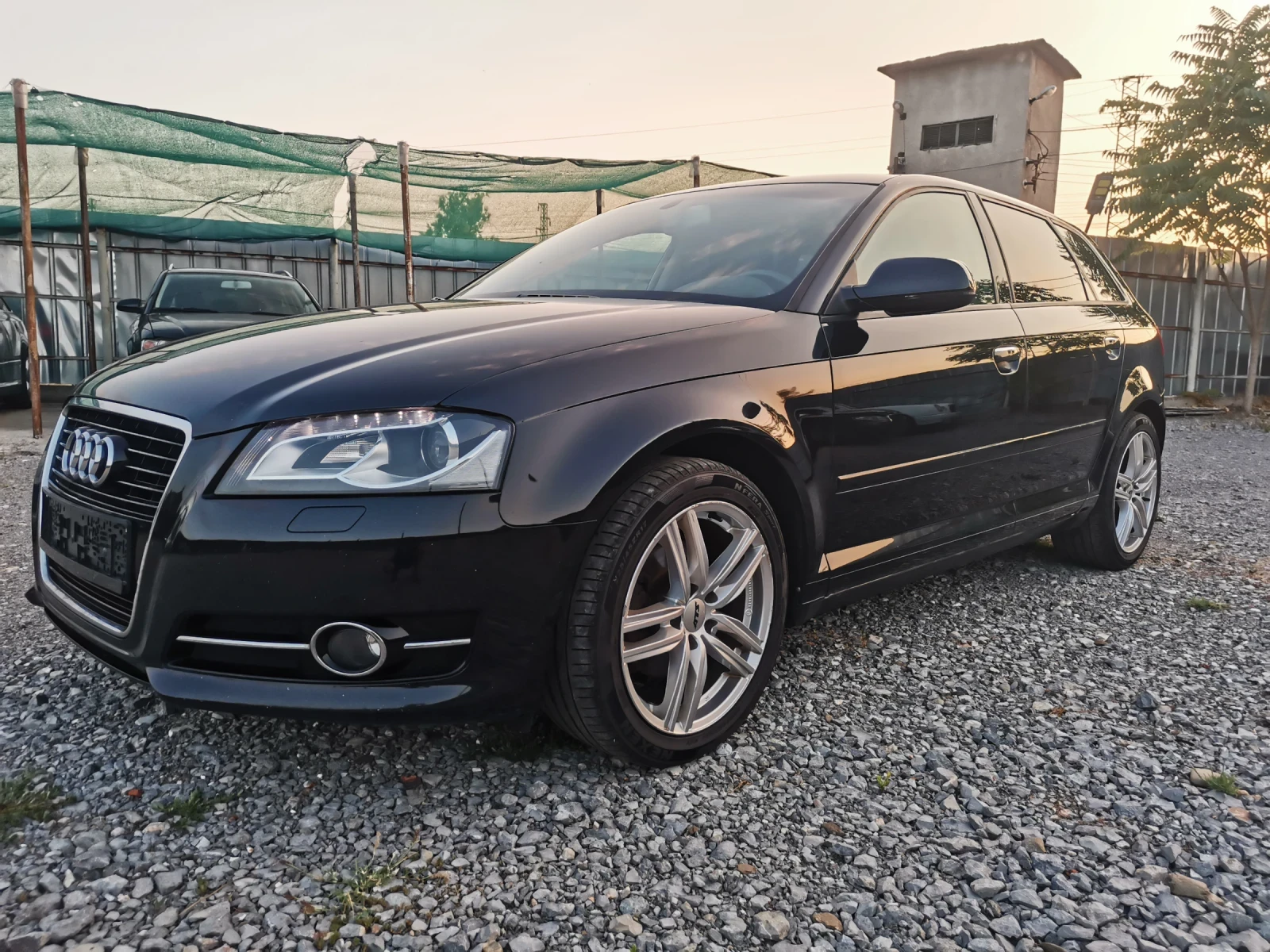 Audi A3 2.0TDI FACELIFT 6ск, снимка 2 - Автомобили и джипове - 55564306