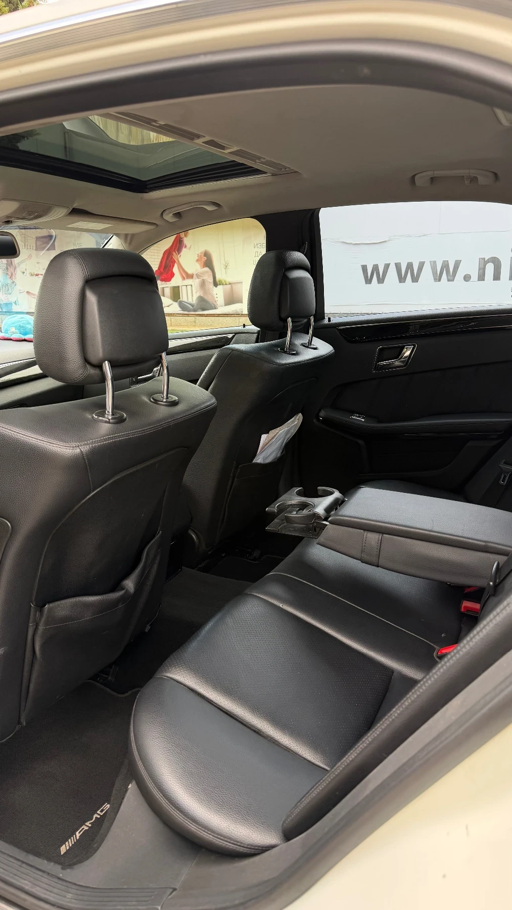 Mercedes-Benz E 220, снимка 7 - Автомобили и джипове - 55664445