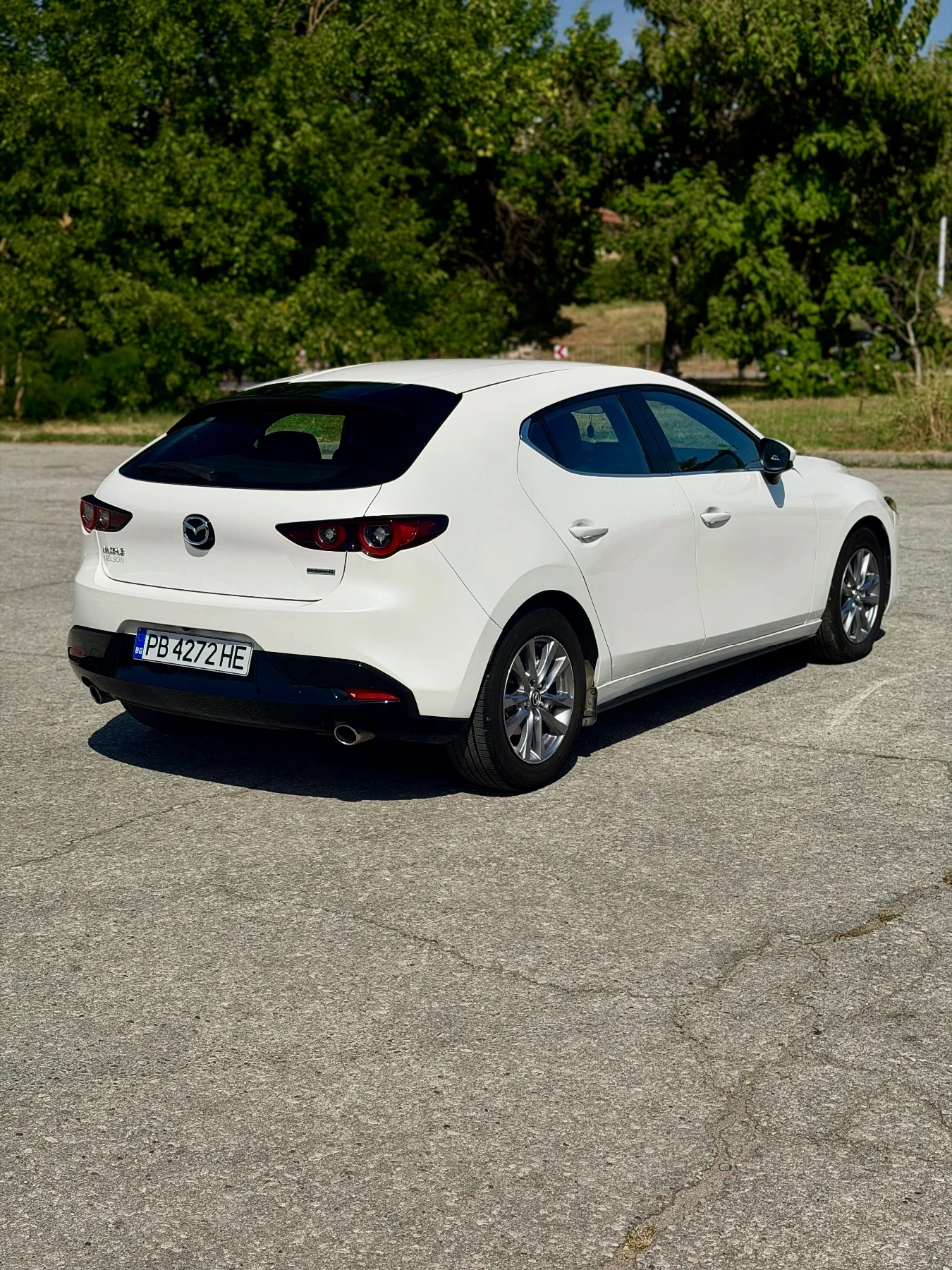 Mazda 3 2.5 Skyactiv , снимка 6 - Автомобили и джипове - 55877291