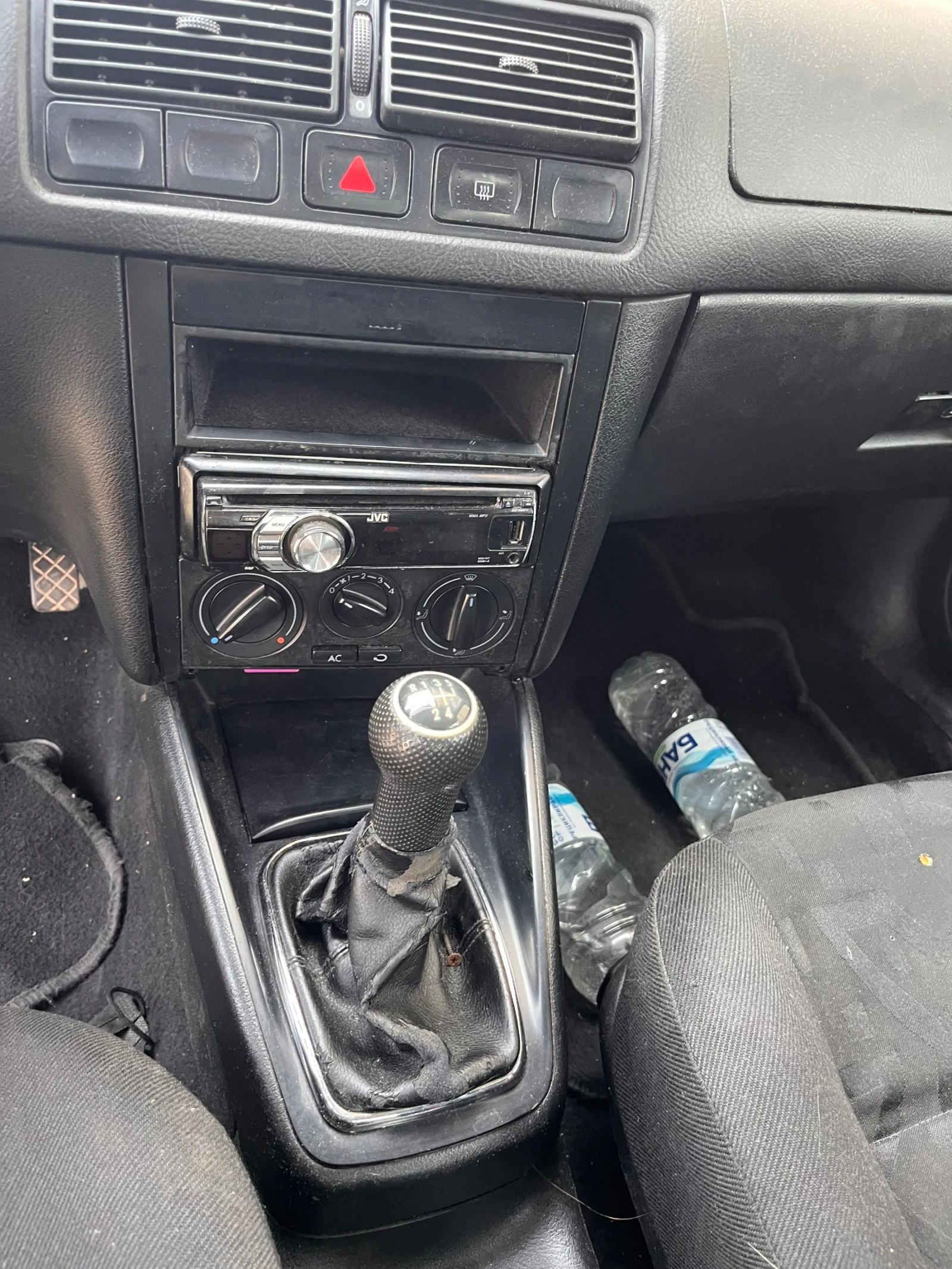 VW Golf, снимка 7 - Автомобили и джипове - 56178394