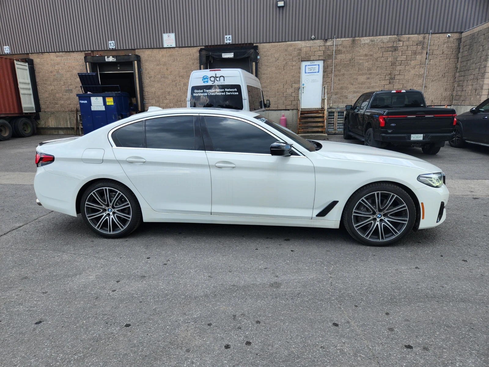 BMW 530 LCI, снимка 3 - Автомобили и джипове - 56351295