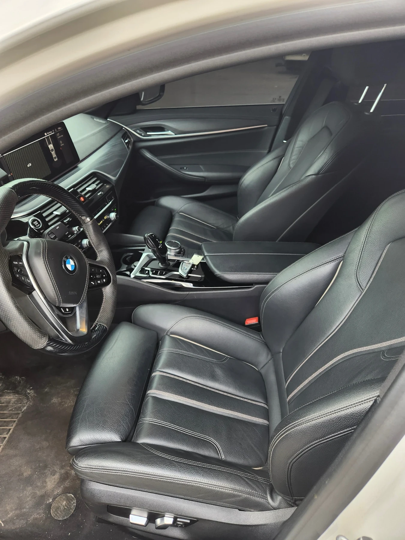BMW 530 LCI, снимка 8 - Автомобили и джипове - 56351295