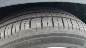 Hyundai Kona 64KWh* SOH 100%* BLUE LINK* DISTRONIC* Tермопомпа*, снимка 17