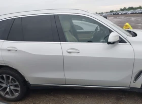 Обява за продажба на BMW X5 XDRIVE40I, B58* , панорама, head up* , key less*  ~51 900 лв. - изображение 1