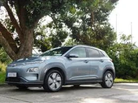 Hyundai Kona 64KWh* SOH 100%* BLUE LINK* DISTRONIC* Tермопомпа*