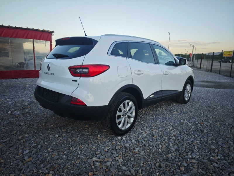 Renault Kadjar 1.5DCI, снимка 4 - Автомобили и джипове - 50198119