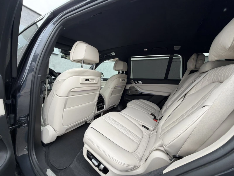 BMW X7 M50D, снимка 17 - Автомобили и джипове - 52331013