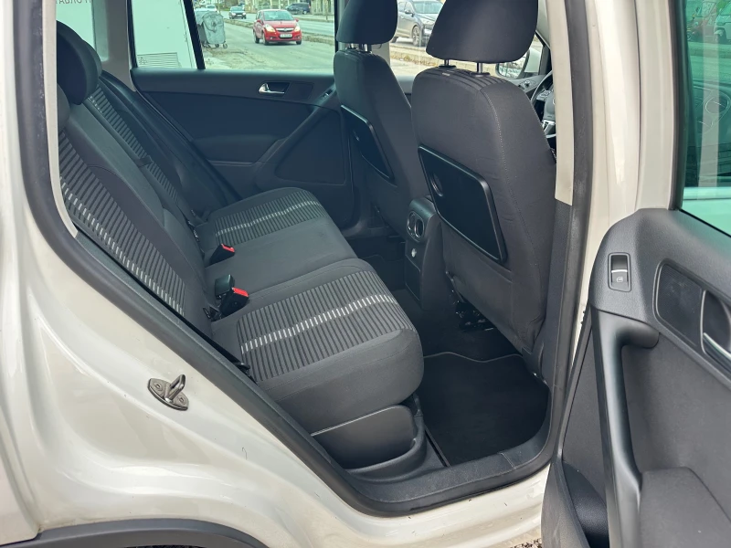 VW Tiguan 1.4TSI* 4x4, снимка 10 - Автомобили и джипове - 52452470