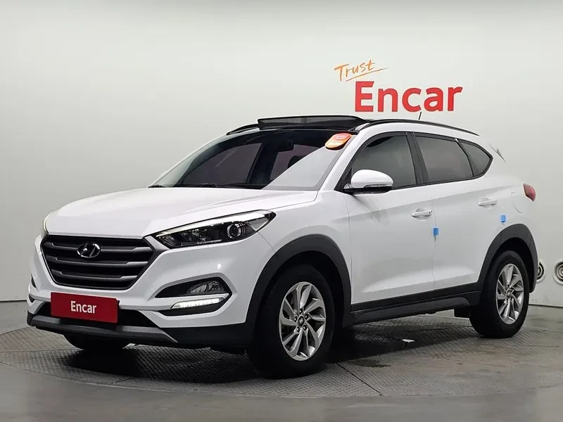 Hyundai Tucson 2.0 - САМО 30% АВАНС