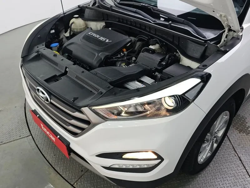 Hyundai Tucson 2.0 - САМО 30% АВАНС, снимка 6 - Автомобили и джипове - 56065847