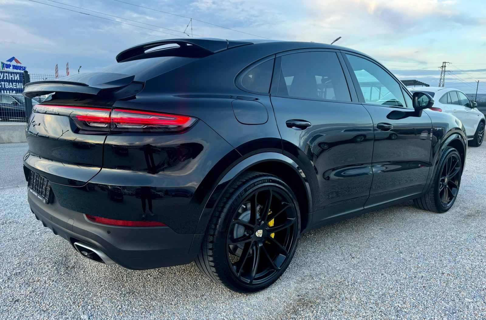 Porsche Cayenne  Coupe e-hybrid  - изображение 7