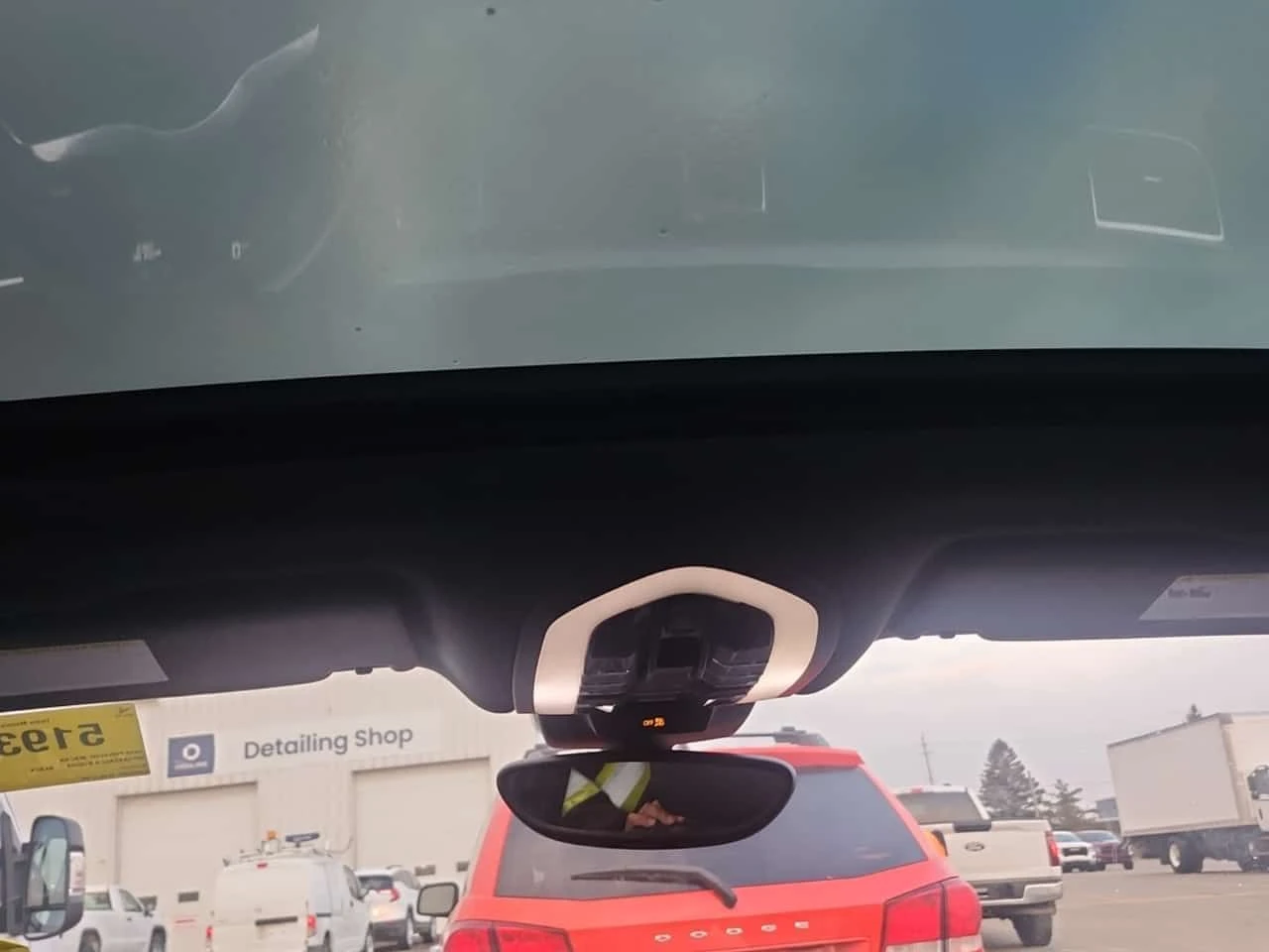 Porsche Macan 2.0 AWD | ПОДГРЕВИ | 2 KEYS | CARFAX, снимка 12 - Автомобили и джипове - 53805326