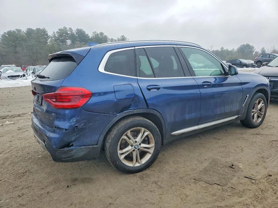 BMW X3 XDRIVE* ДИГИТАЛНО* ТАБЛО  KEYLESS* ПАНО* , снимка 4 - Автомобили и джипове - 53796807