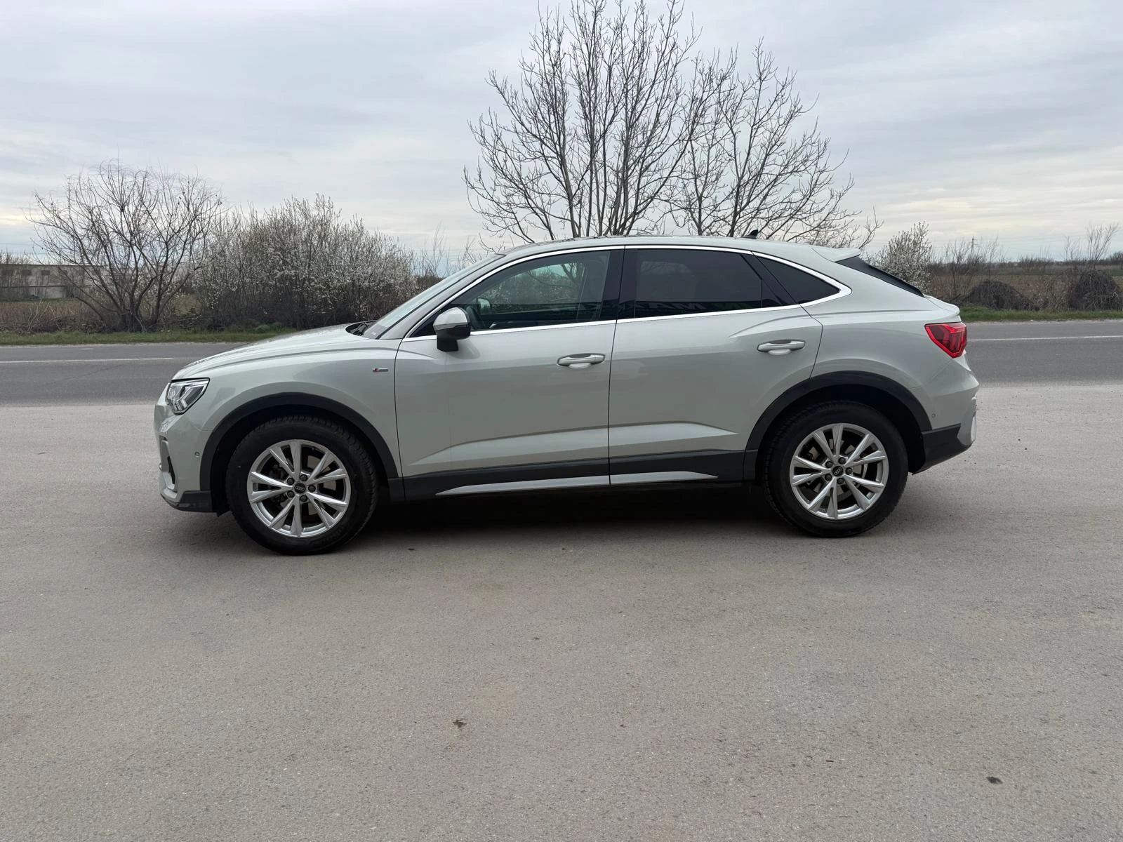 Audi Q3 Sportback, снимка 8 - Автомобили и джипове - 53950900