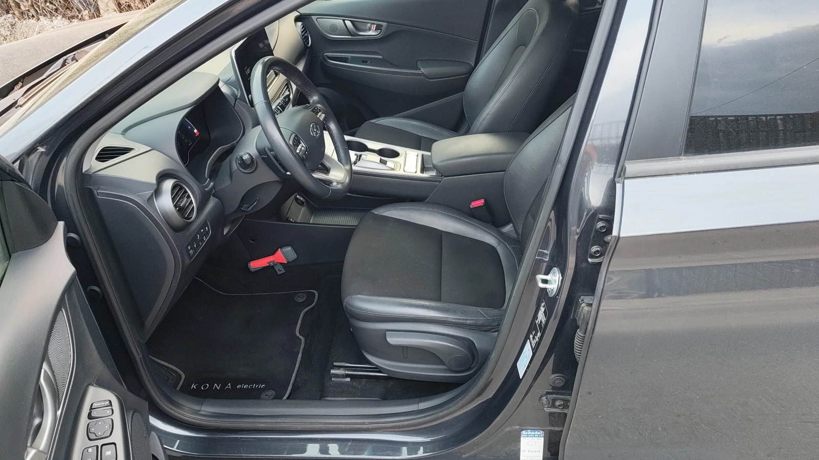 Hyundai Kona 64KWh* SOH 100%* BLUE LINK* DISTRONIC* Tермопомпа*, снимка 5 - Автомобили и джипове - 54033502