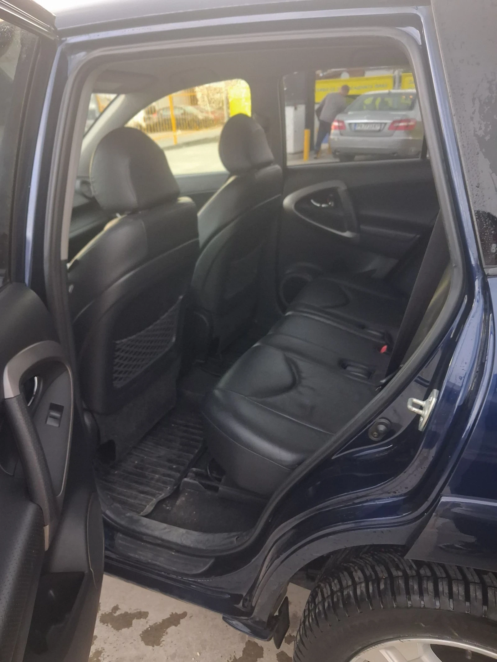 Toyota Rav4 2.2 D-CAT , снимка 7 - Автомобили и джипове - 54515175