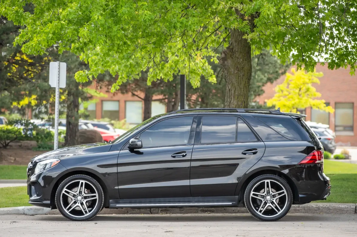 Mercedes-Benz GLE Airmatic / AMG Pack / H&K audio, снимка 5 - Автомобили и джипове - 54998578
