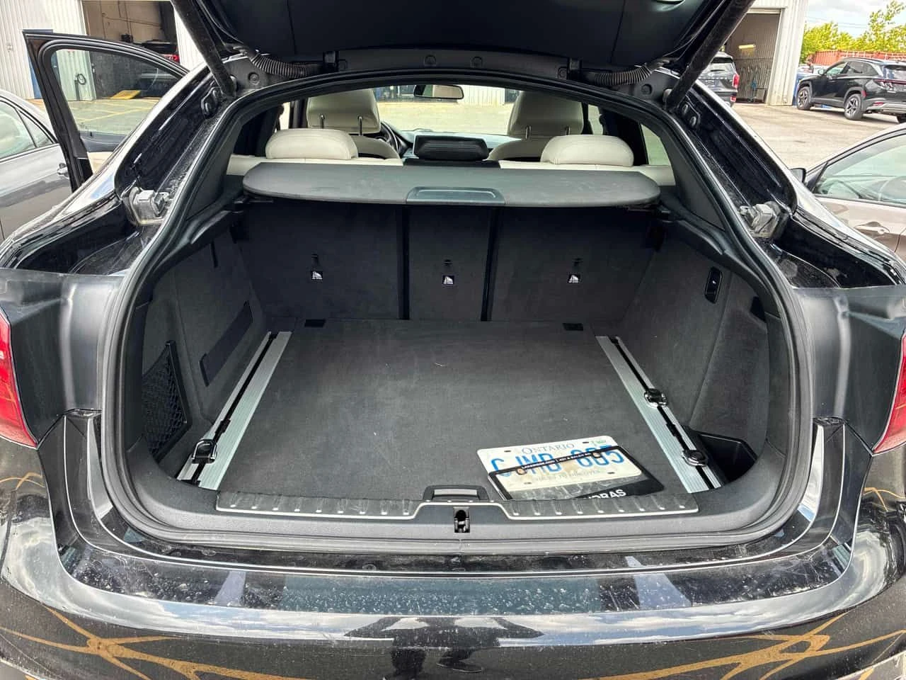 BMW X6 * XDRIVE35I * ���� * H/K * �������� * CARFAX | Mobile.bg � ����������� 13