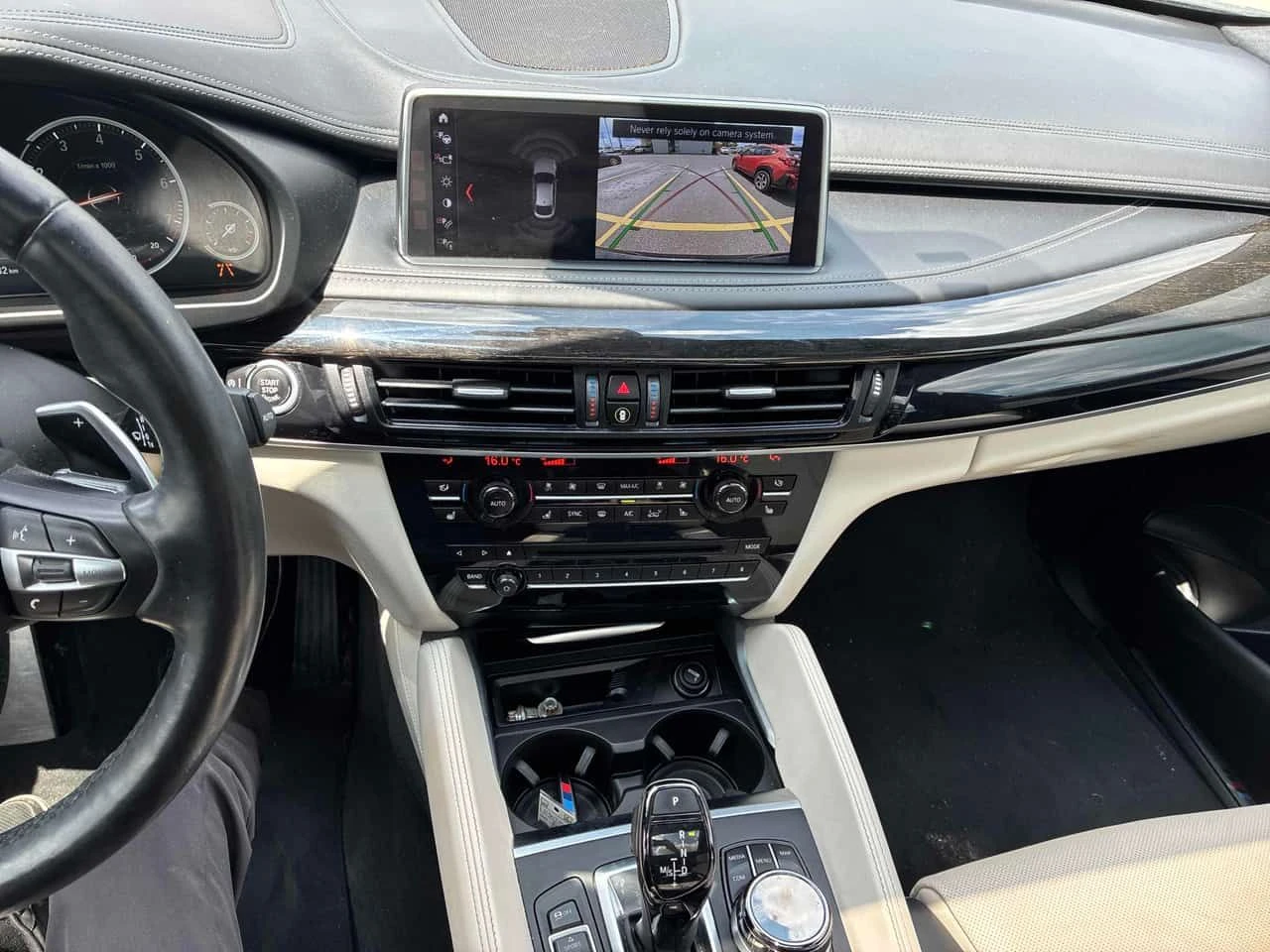 BMW X6 * XDRIVE35I * ���� * H/K * �������� * CARFAX | Mobile.bg � ����������� 9
