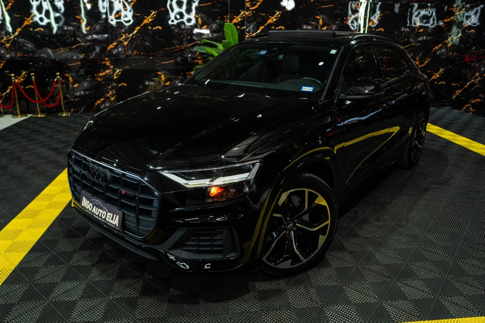 Audi SQ8 55TFSI QUATTRO MATRIX S LINE ПАНО ЛИЗИНГ 100%, снимка 5 - Автомобили и джипове - 55256258