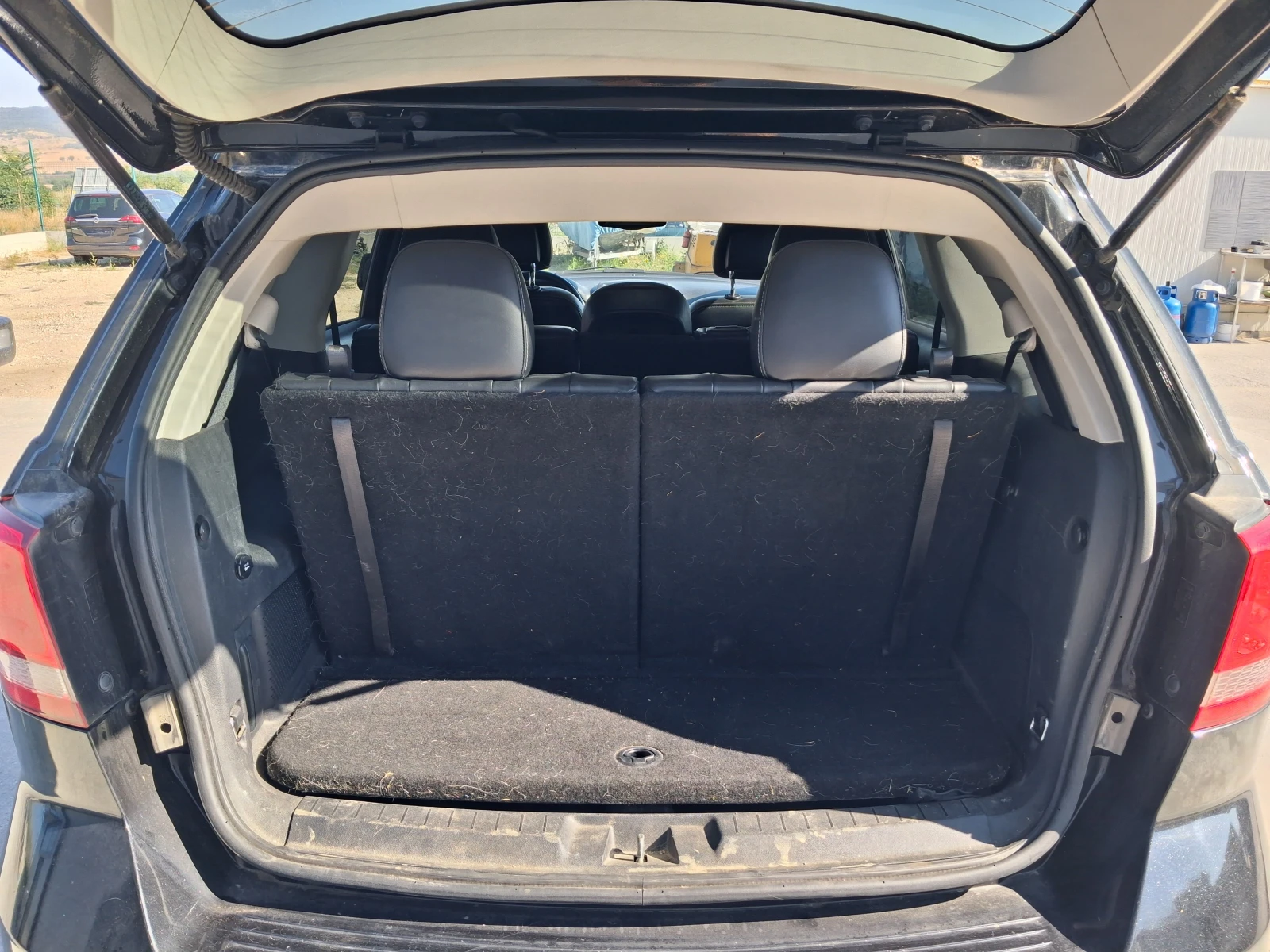 Fiat Freemont 2.0d, 4x4, Автоматик, 7места, снимка 11 - Автомобили и джипове - 55471788