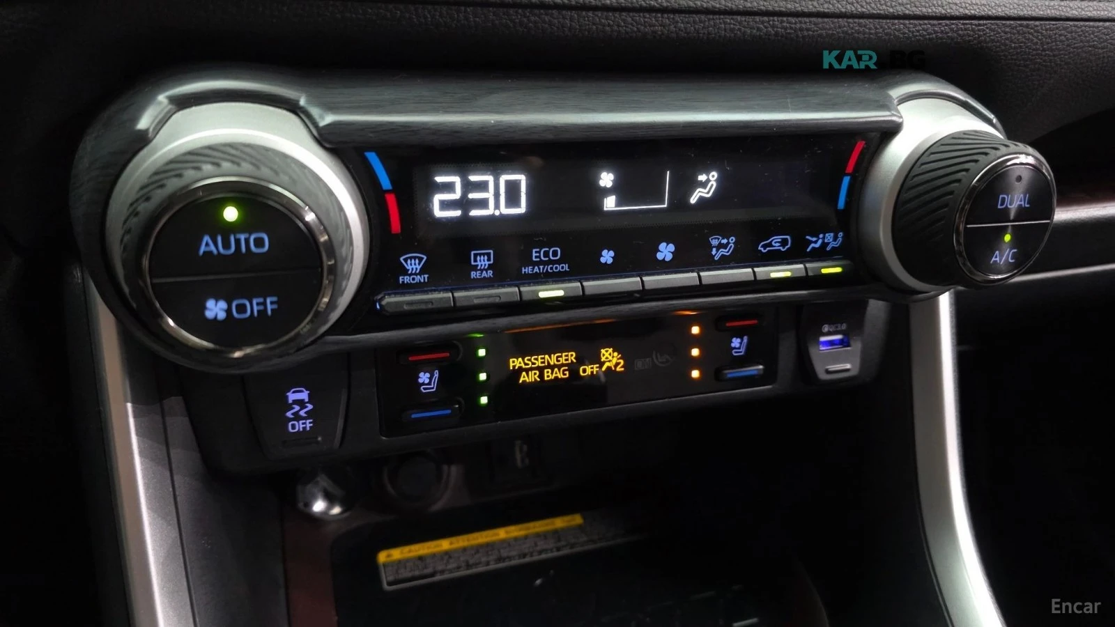Toyota Rav4 ОБДУХВАНЕ* ПОДГРЕВ* ПАНО, снимка 16 - Автомобили и джипове - 56203532