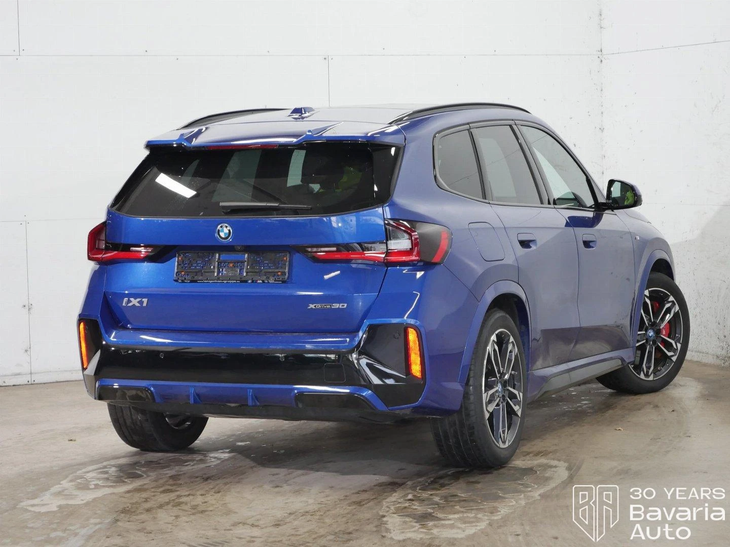 BMW iX1 30 xDrive, снимка 3 - Автомобили и джипове - 56632891