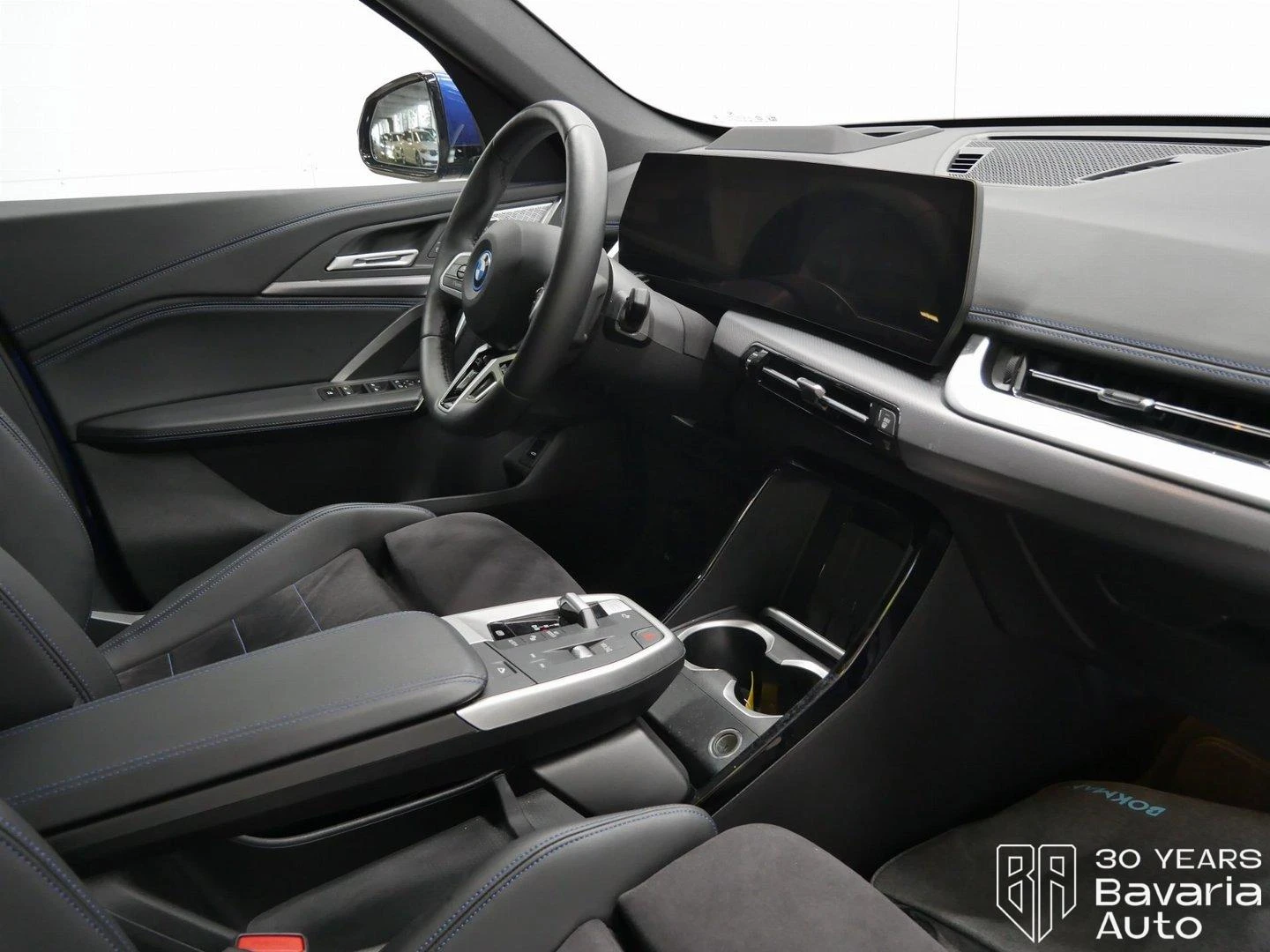 BMW iX1 30 xDrive, снимка 6 - Автомобили и джипове - 56632891