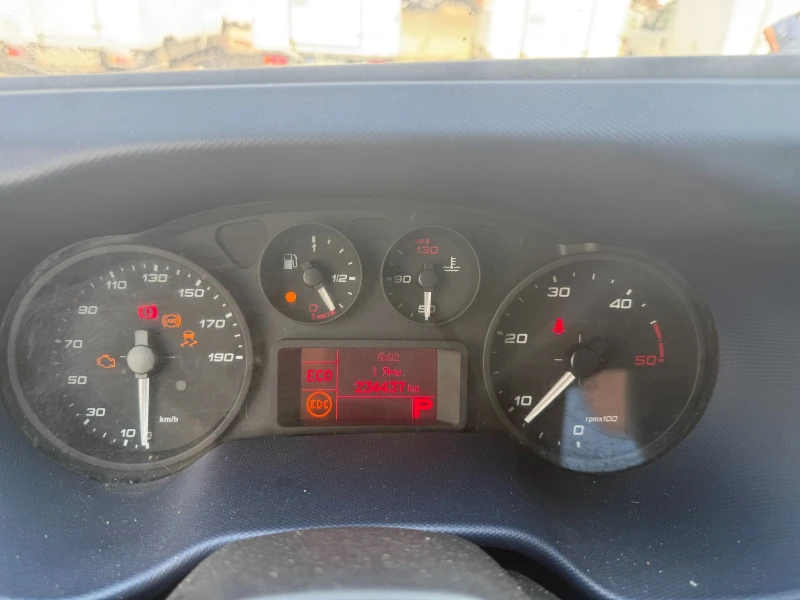 Iveco Daily 35C14, снимка 8 - Бусове и автобуси - 51171088