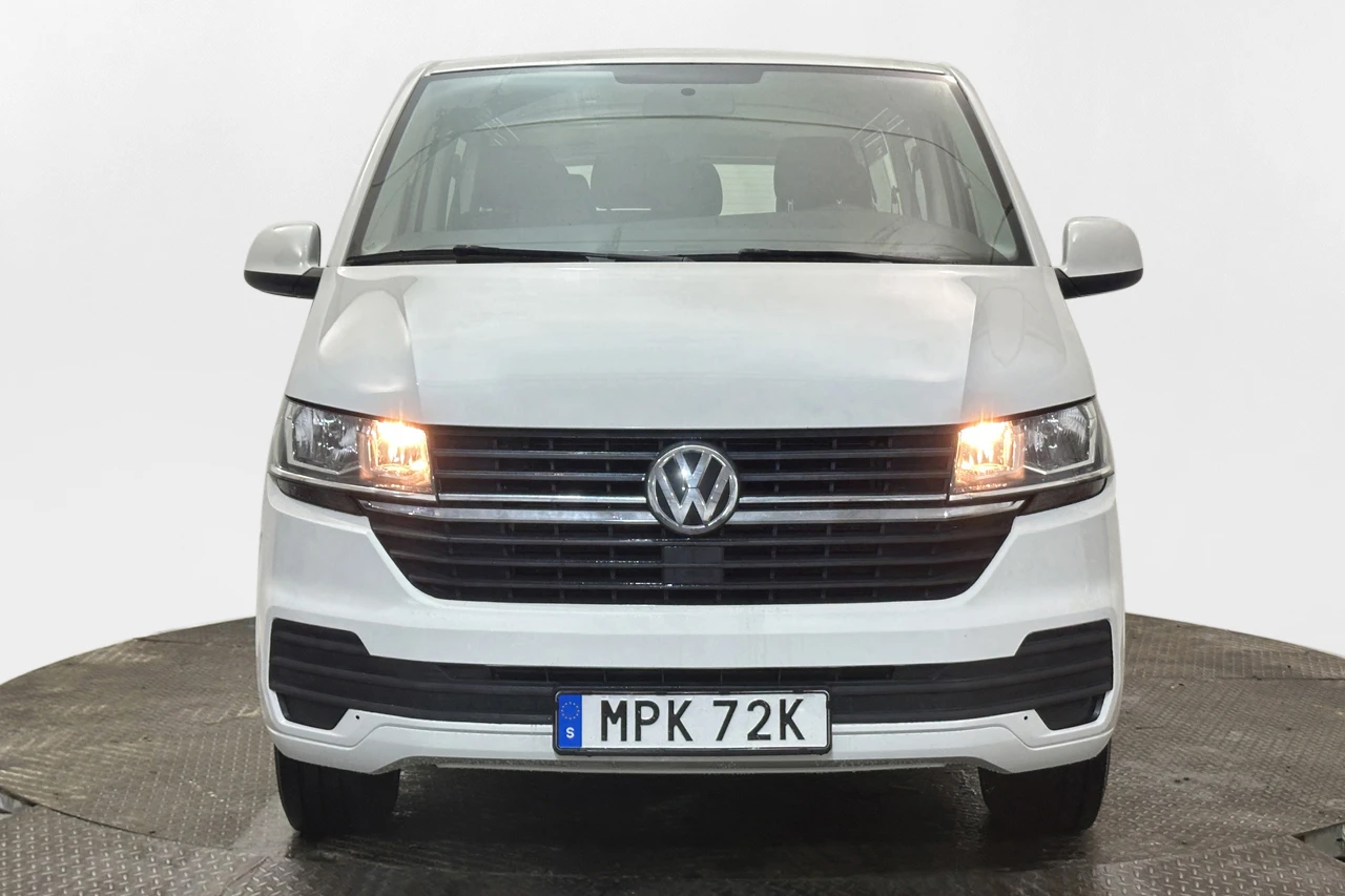 VW Transporter T30 2.0 TDI* BMT* 9-sits* Парктроник*  - изображение 2